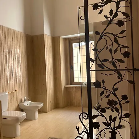 בית הארחה Palazzo Verrone 3*